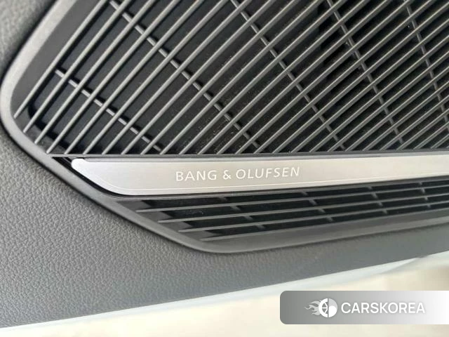 Audi A4L id 4291051 из Китая 22
