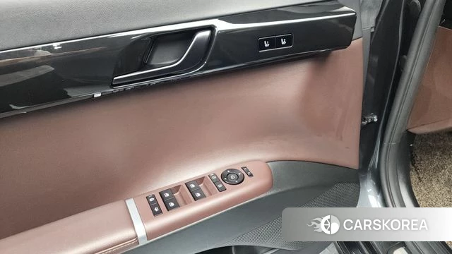 Hyundai Grandeur Hybrid (GN7) id 4243857 из Кореи 22