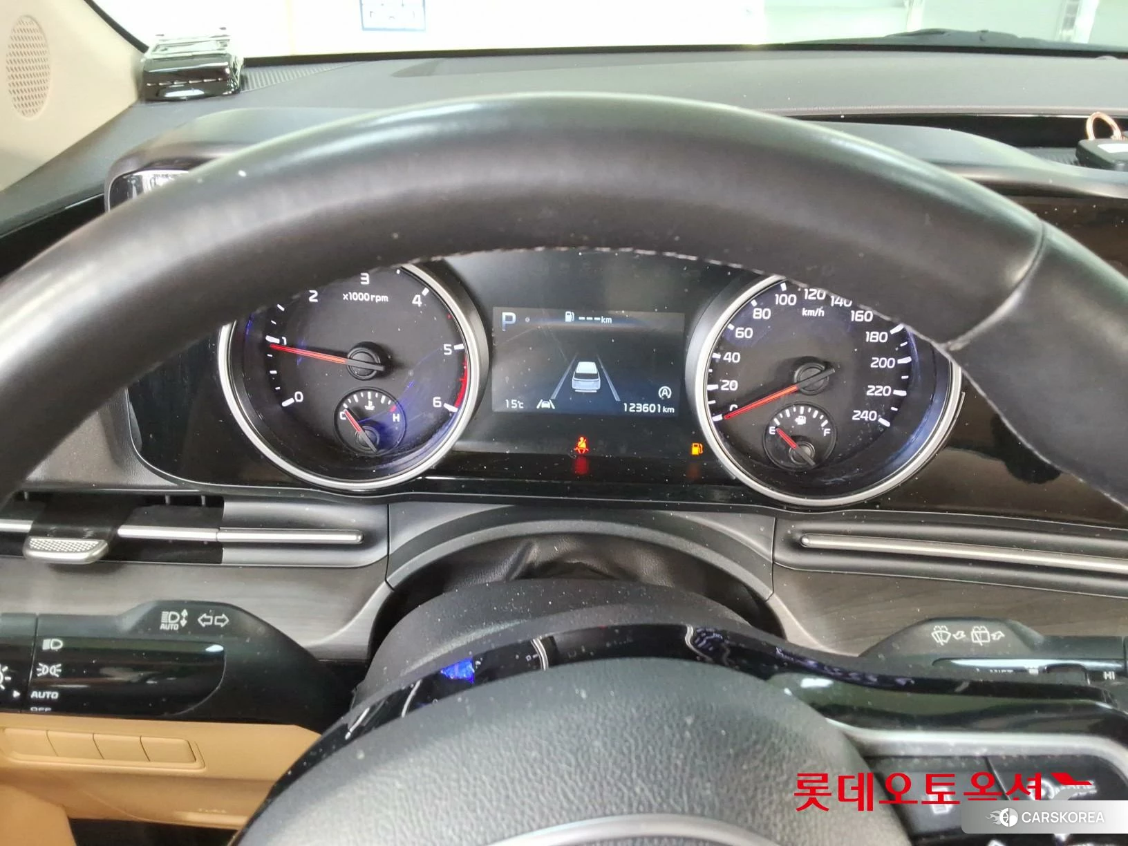 Kia Carnival id 3875761 из Кореи 22