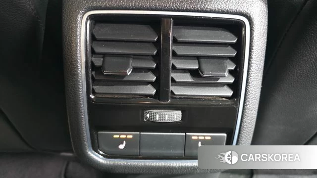Volkswagen The New Passat id 4536498 из Кореи 22