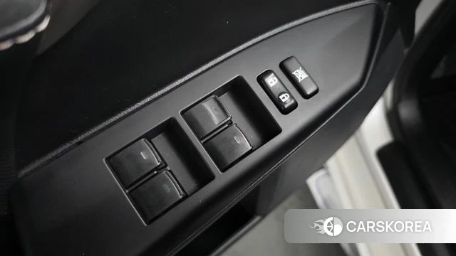 Lexus CT200h id 4378243 из Кореи 22