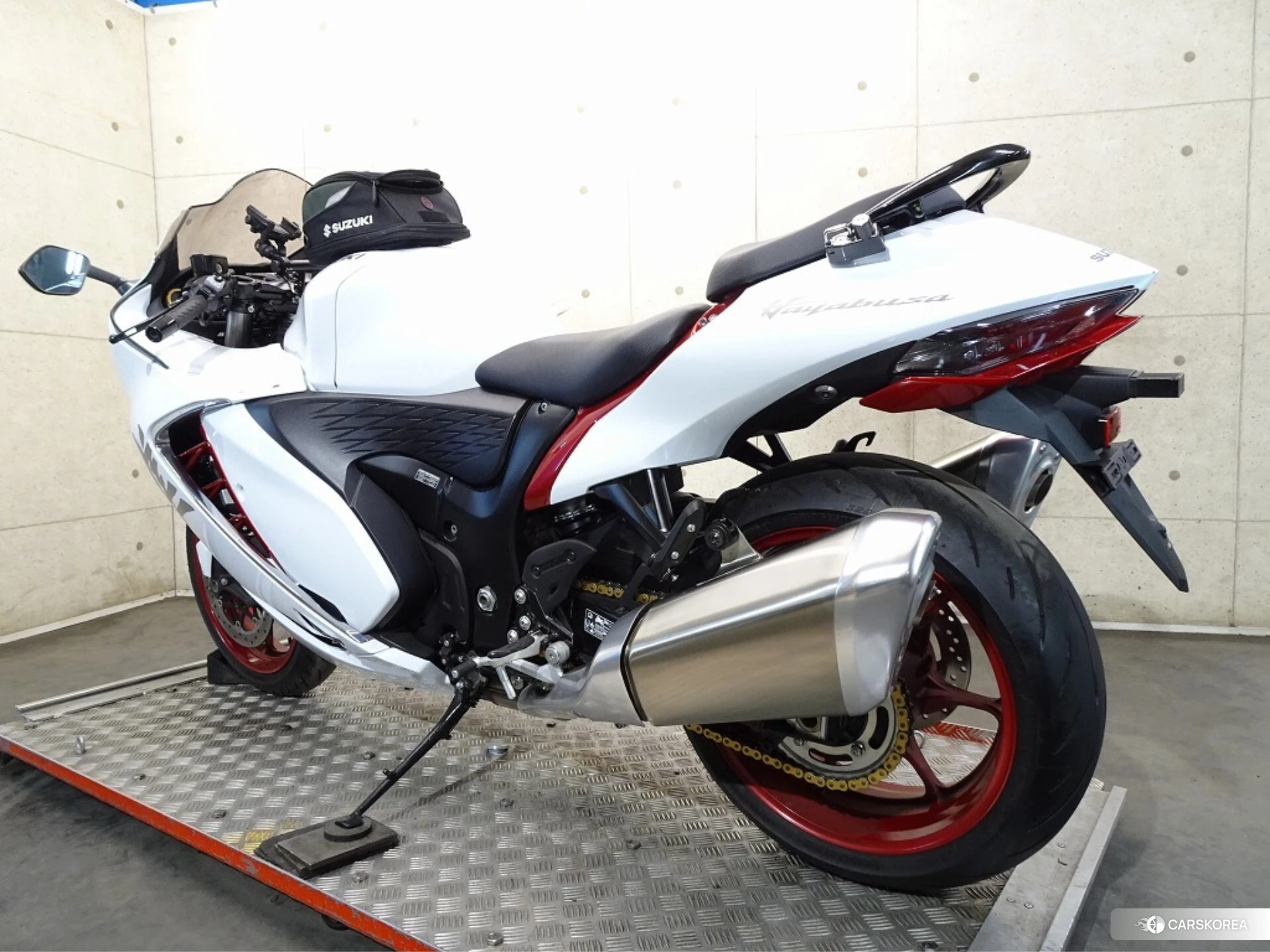 Suzuki GSX1300R HAYABUSA id 4380126 из Японии 22