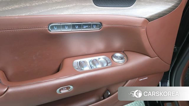 Genesis G90 (RS4) id 4355350 из Кореи 22
