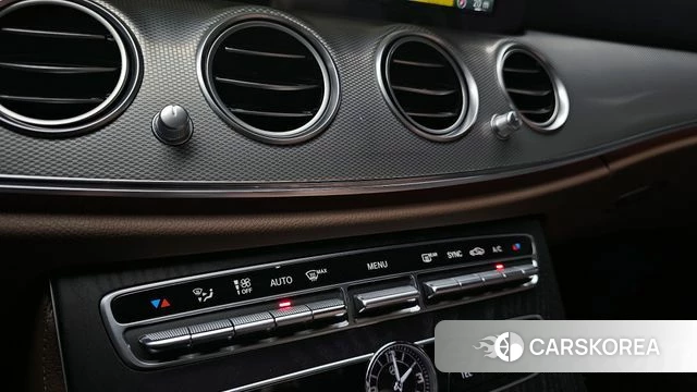 Mercedes-Benz E-Class W213 id 4196444 из Кореи 22