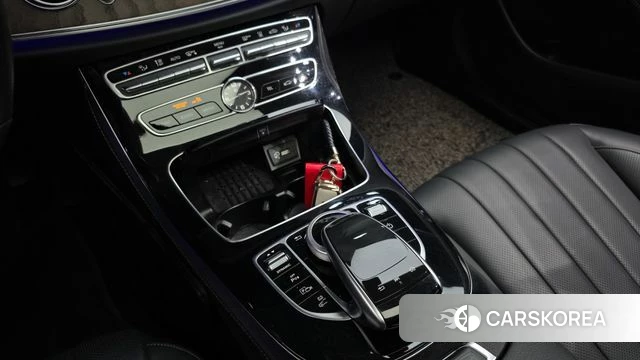 Mercedes-Benz E-Class W213 id 4294234 из Кореи 22