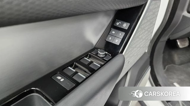 Land Rover Range Rover Velar id 4596502 из Кореи 22