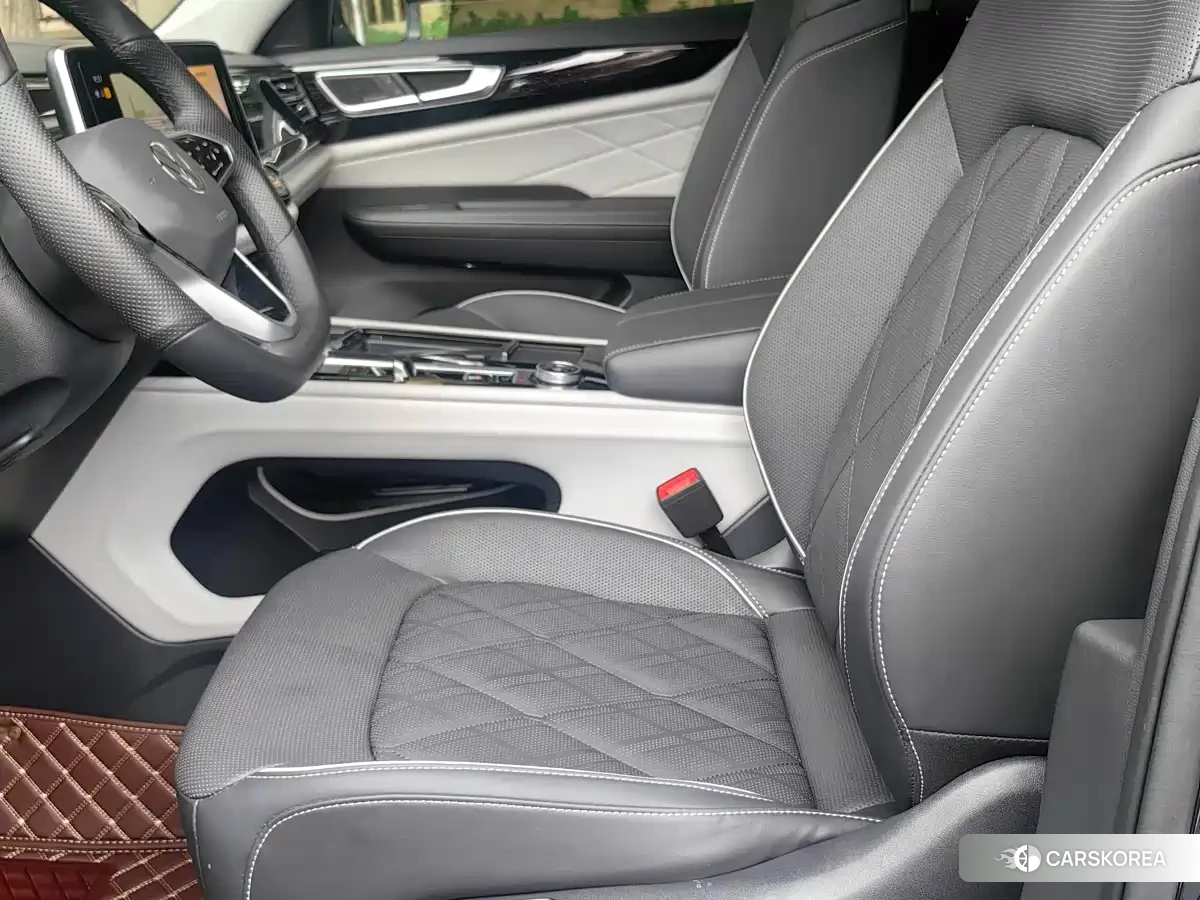 Volkswagen Touareg id 4634851 из Китая 22