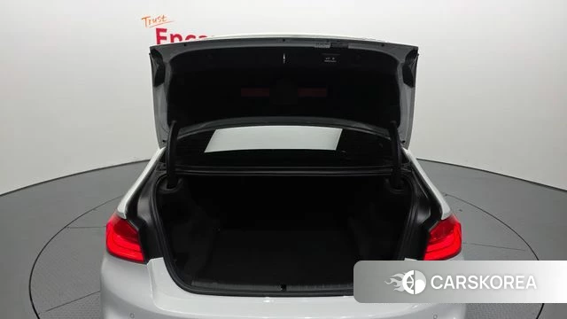 BMW 5 Series (G30) id 4435802 из Кореи 22