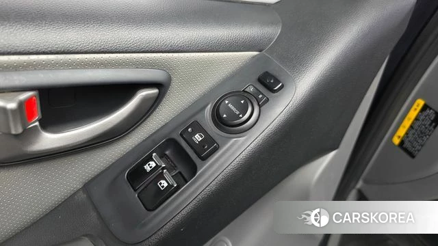 Hyundai The New Grand Starex id 4647661 из Кореи 22