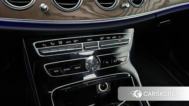 Mercedes-Benz E-Class W213 id 4663009 из Кореи 22