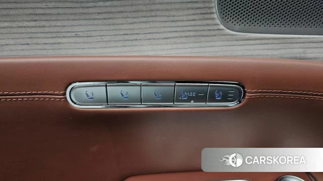 Genesis G90 (RS4) id 4905529 из Кореи 22