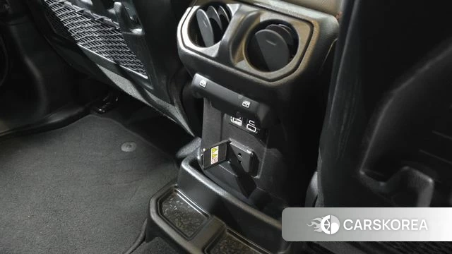 Jeep Wrangler (JL) id 4688604 из Кореи 22