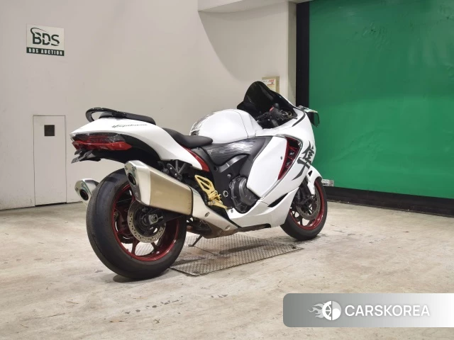 Suzuki GSX1300R HAYABUSA id 3947709 из Японии 22