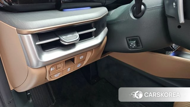 Hyundai Grandeur Hybrid (GN7) id 4230587 из Кореи 22