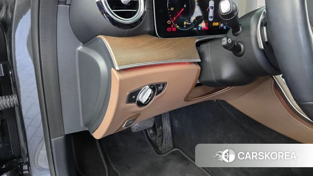 Mercedes-Benz E-Class W213 id 4429320 из Кореи 22