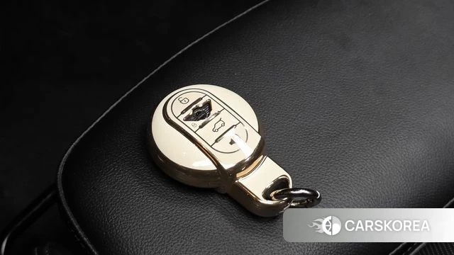 Mini Cooper D id 4632959 из Кореи 22