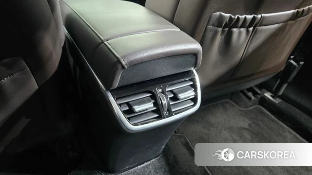 Hyundai The New Grandeur IG Hybrid id 4446850 из Кореи 22