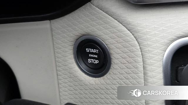 Land Rover Range Rover Velar id 4637740 из Кореи 22