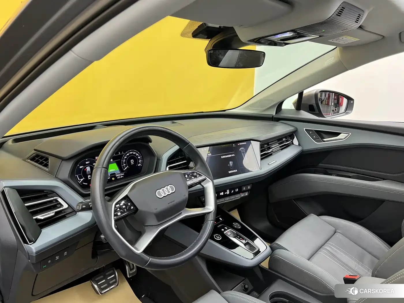Audi Q5L id 4600932 из Китая 22
