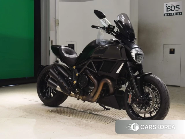 Ducati DIAVEL DARK id 3957900 из Японии 22