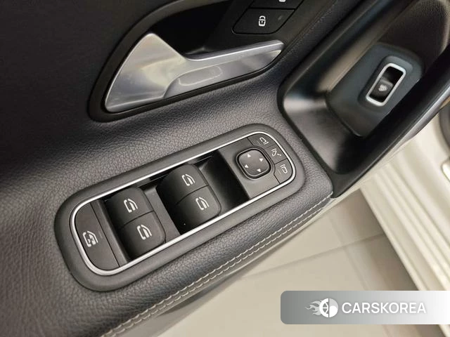 Mercedes-Benz Class A id 4321392 из Китая 22