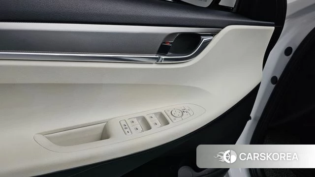 Hyundai The New Grandeur IG Hybrid id 4303312 из Кореи 22