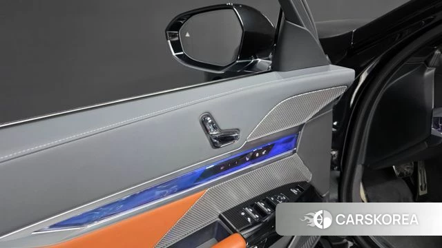 BMW 7 Series (G70) id 4223021 из Кореи 22