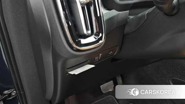 Volvo XC40 id 4881648 из Кореи 22