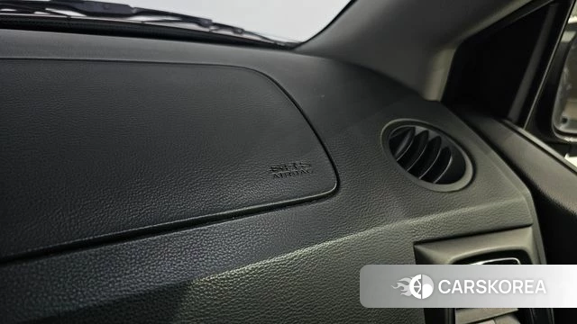 Ssangyong The New Korando Sports id 4448364 из Кореи 22