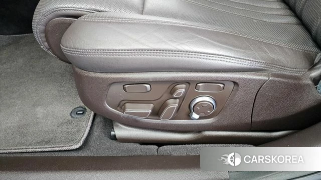 Genesis G90 id 4224616 из Кореи 22