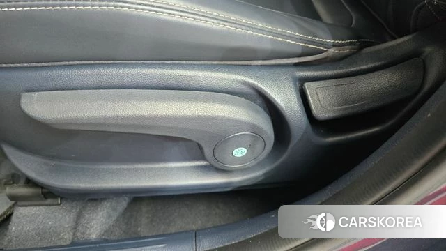 Hyundai Venue id 4187374 из Кореи 22