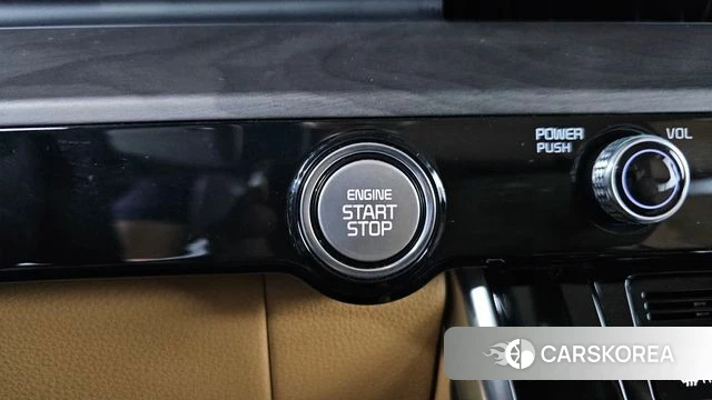 Kia Carnival 4th generation id 4481472 из Кореи 22