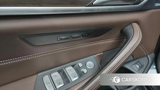 BMW 5 Series (G30) id 4542937 из Кореи 22