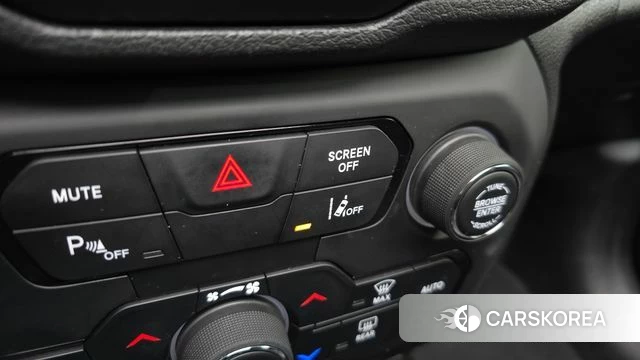 Jeep Renegade id 4294671 из Кореи 22