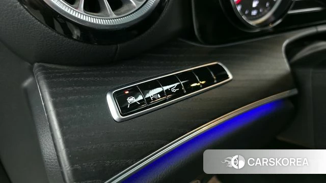 Mercedes-Benz E-Class W213 id 4188153 из Кореи 22