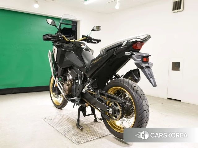 Проданный Honda CRF1100L AFRICA TWIN id 4032944 из Японии, фото 22