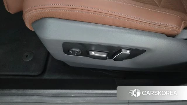 BMW 5 Series (G60) id 4493575 из Кореи 22