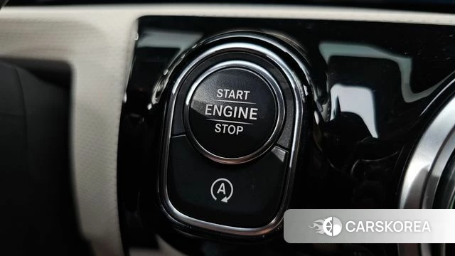 Mercedes-Benz A-Class W177 id 4187329 из Кореи 22