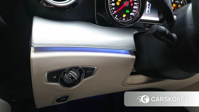 Mercedes-Benz E-Class W213 id 4900676 из Кореи 22