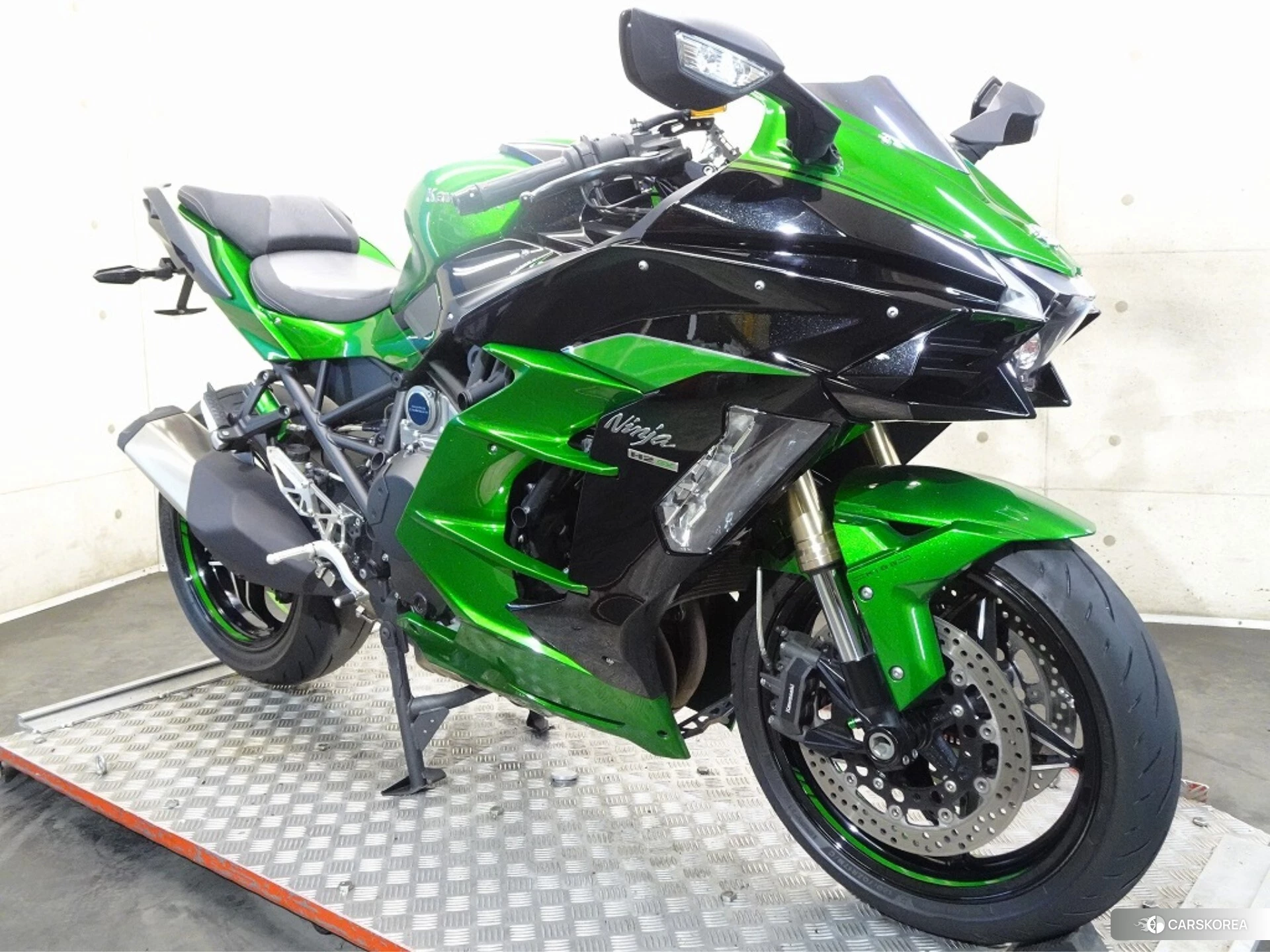 Kawasaki NINJA H2 SX SE id 3947843 из Японии 22