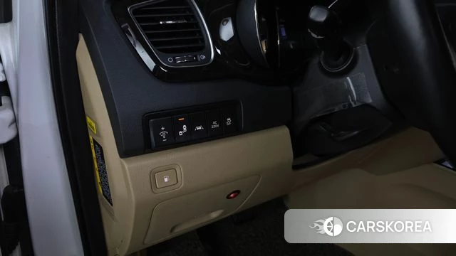 Kia The New Carnival id 4775957 из Кореи 22