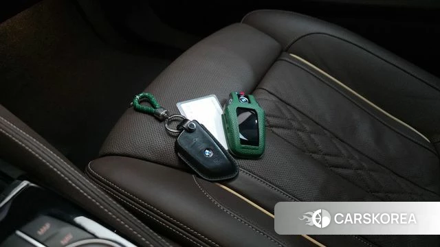 BMW 5 Series (G30) id 4283278 из Кореи 22