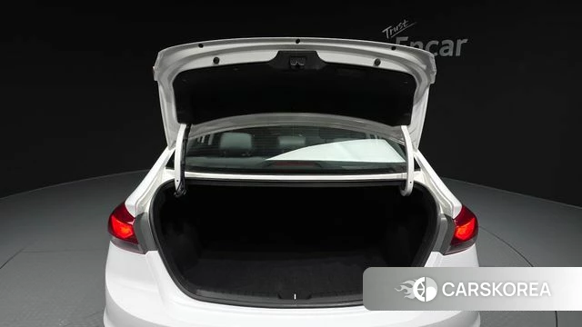 Hyundai Avante AD id 4900948 из Кореи 22