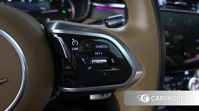 Jaguar F-PACE id 4343977 из Кореи 22