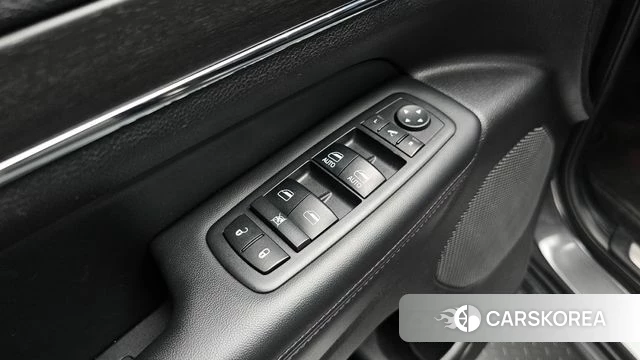 Jeep Grand Cherokee id 4765397 из Кореи 22