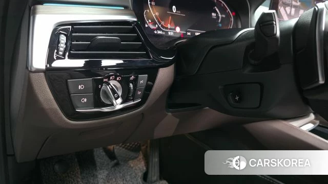 BMW 5 Series (G30) id 4759480 из Кореи 22
