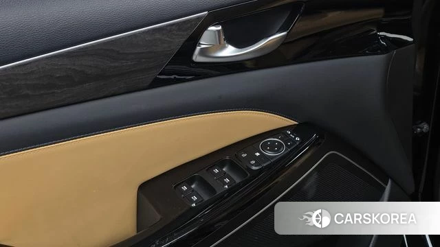 Kia K7 Premier Hybrid id 4856075 из Кореи 22