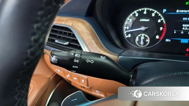Genesis G90 id 4481941 из Кореи 22