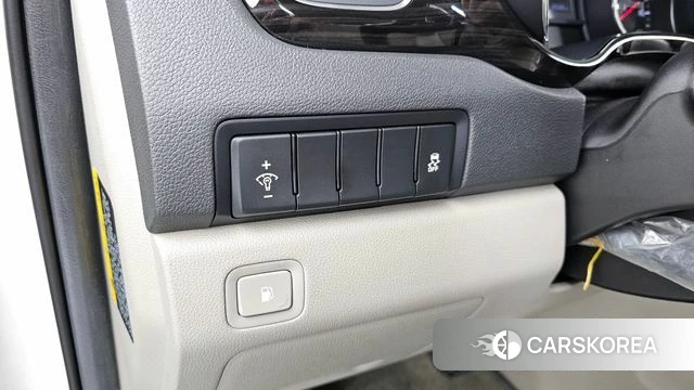 Kia The New Carnival id 4698744 из Кореи 22