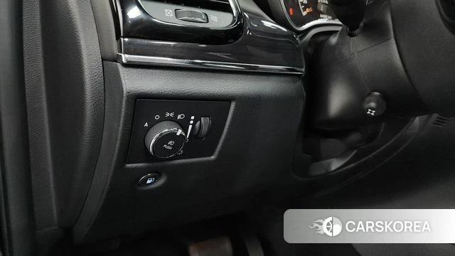 Jeep Grand Cherokee id 4536100 из Кореи 22